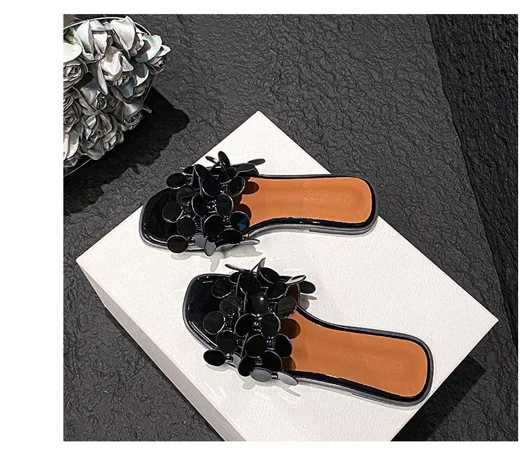 Luxury Floral Petal Flat Sandals Women 2025 Casual Slides Open Toe Sandalias Mujer Flipflops Home Slippers Femme Pantuflas Shoes