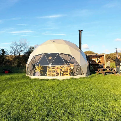 Luxury Outdoor Glamping Hotel Dome House, Hot Sale Panoramic Star Geodesic Round Tent for Summer Vacation Resort Use