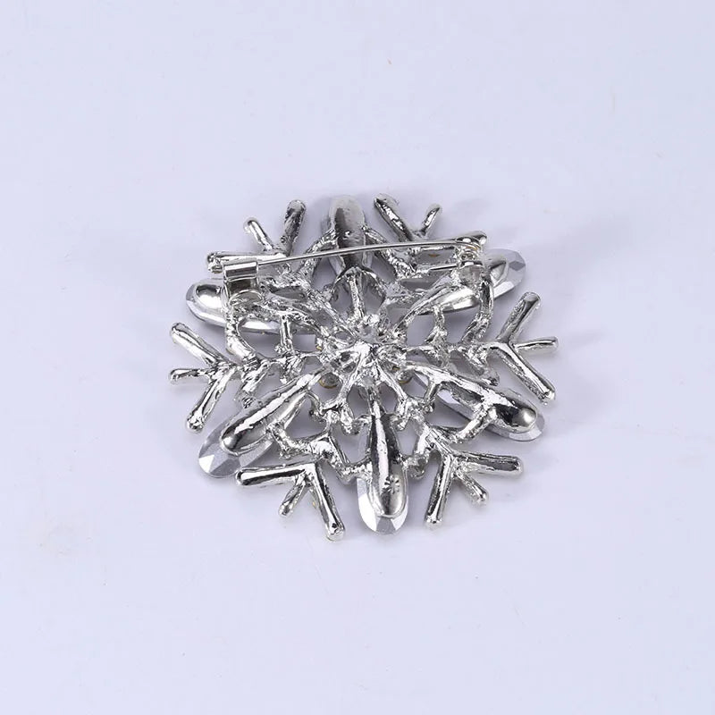 High-grade Rhinestone Snowflake Brooch Female Exquisite Jewelry Banquet Wedding Brooches Clothing Corsage Crystal Flower Badge
