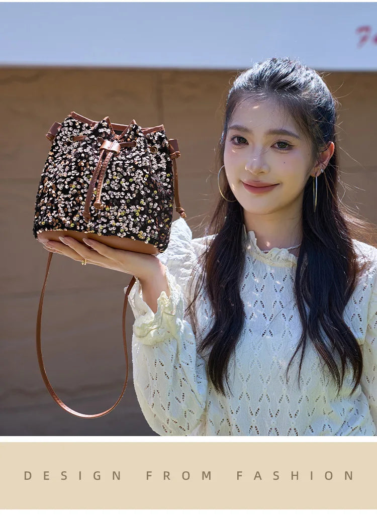 New Chic Multicolor Sequin Shing Shoulder Bag Fashion Versatile Handbag Drawstring Bucket Bag Large Capacity Wallet Purse Bags