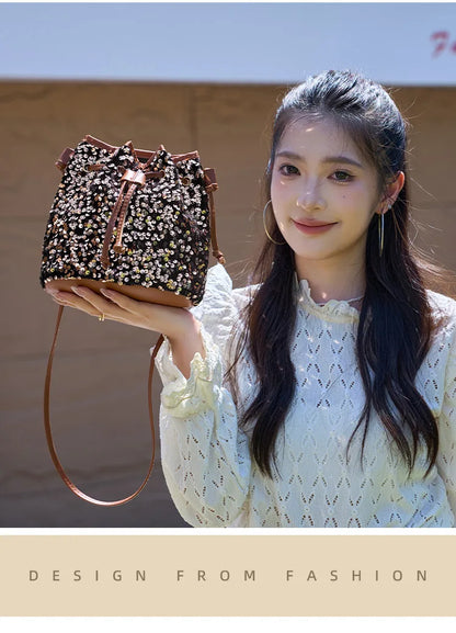 New Chic Multicolor Sequin Shing Shoulder Bag Fashion Versatile Handbag Drawstring Bucket Bag Large Capacity Wallet Purse Bags