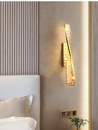 Luxury Crystal Gold Metal Wall Lamp Modern Creative Irregular LED Wall Light Villa Hotel Corridor Bedside Decor Lighting Fixture