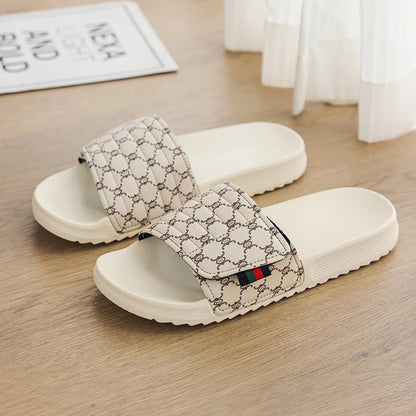Summer men's slippers fashion comfortable breathable slippers indoor bathroom sandals plus size casual outdoor beach shoes 47