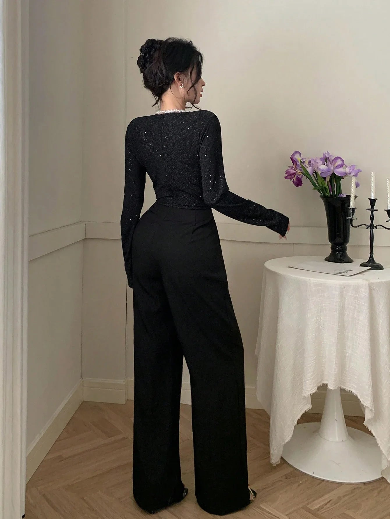 Women's 2025 Spring and Autumn elegant temperament solid color long sleeved V-neck waist wide leg jumpsuit