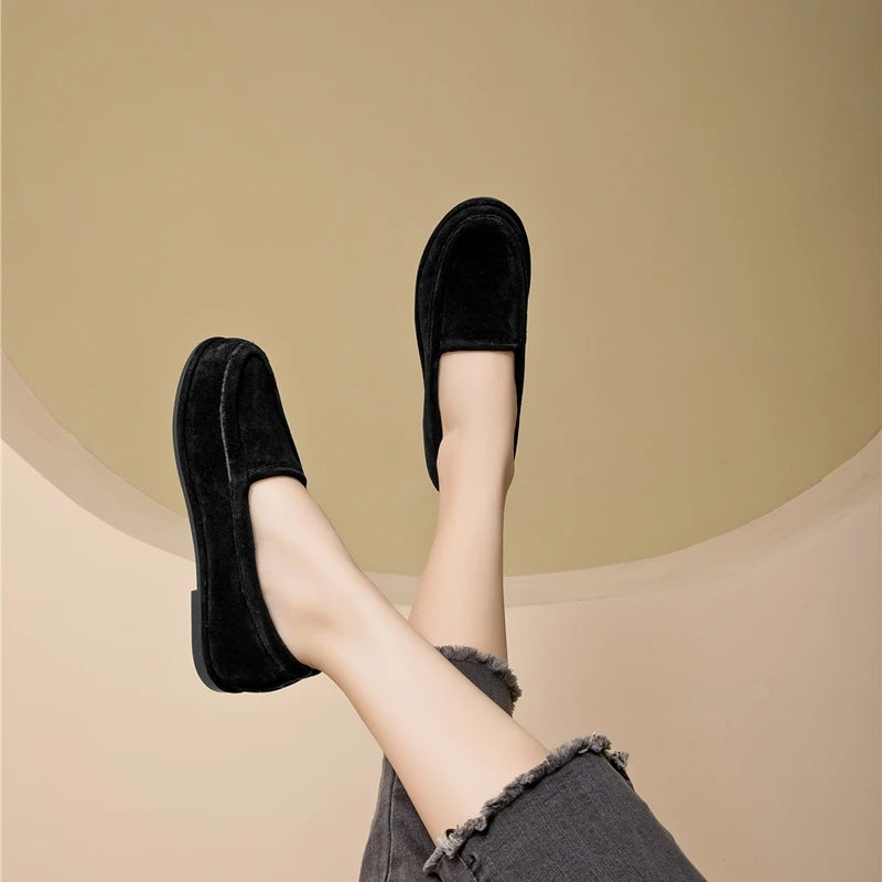 Winter Shoes Women's 2026 New Wool One-piece Women's Loafers Low Heel Fashion Casual One-Foot Slip-on Warm Ladies Shoes