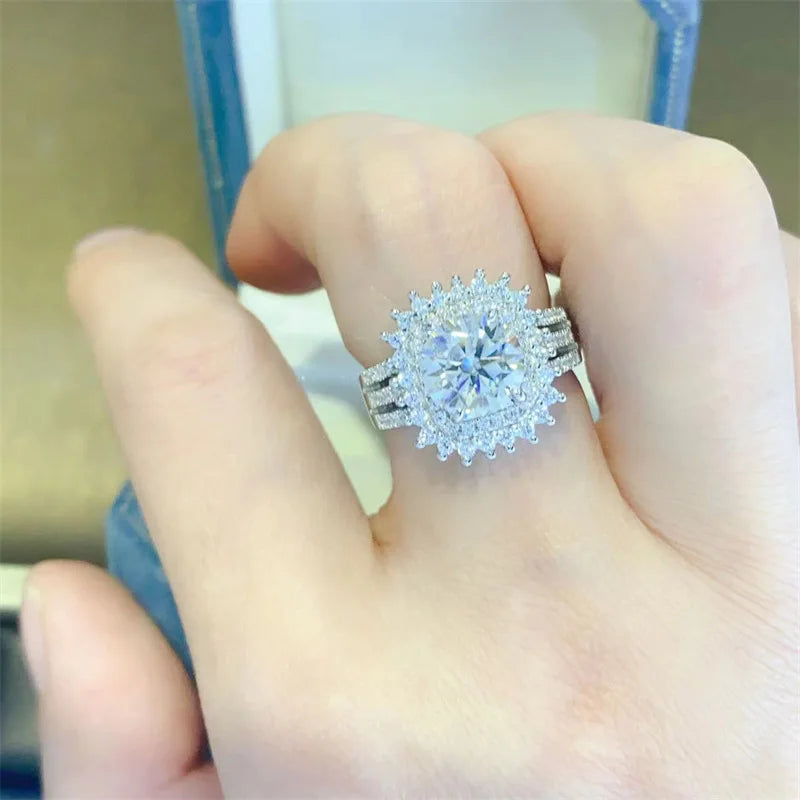 Luxury 18K Solid Platinum PT950 certifid 2 carat D color moissanite ring wholesale eight heart eight cut diamond ring for women