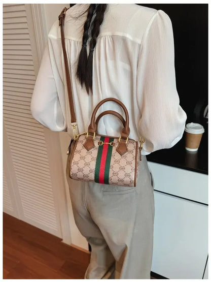 High-end Leather Diaper Bag for Ladies Vintage Fashionable Simple Commuter Backpack Business Mens Womens