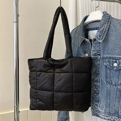 Space Padded Women Shoulder Bags For Winter 2025 Large Capacity Black Handbags Designer Nylon Cotton Warm Tote Solid