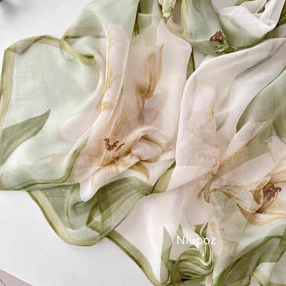 Gradient Lily Print Pretty Women Elegant Chiffon Georgette Bandana Scarf Summer Beach Sunscreen Thin Shawl