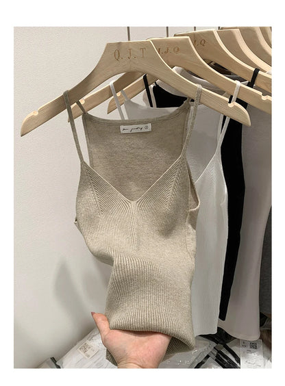 2026 Women Summer Style Sleeveless Vest Solid Color Slim Fit V Neck Knitted Top Fashionable Versatile Base Layer Knit Tank Tops