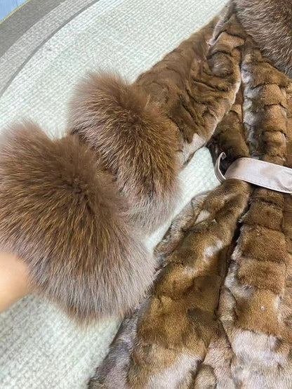 Winter Mink Fur Coat 2026 with Versatile Fox Fur Collar Light Luxury Slimming Fashionable Ladies' Style for Elegant Temperament