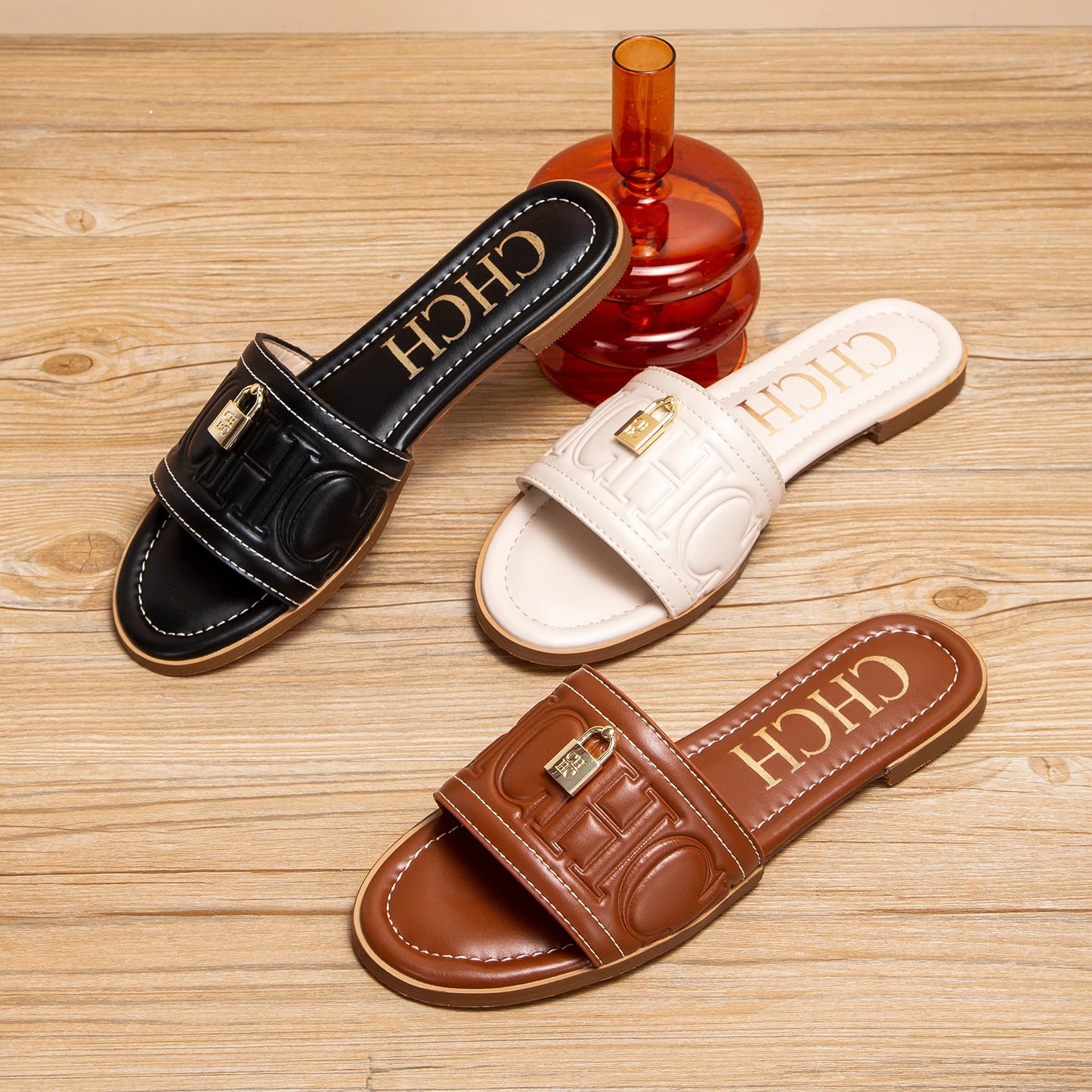 CHCH Women's Flat Shoes Summer New Solid Color Embossed Sandals Simple Fashion Slippers