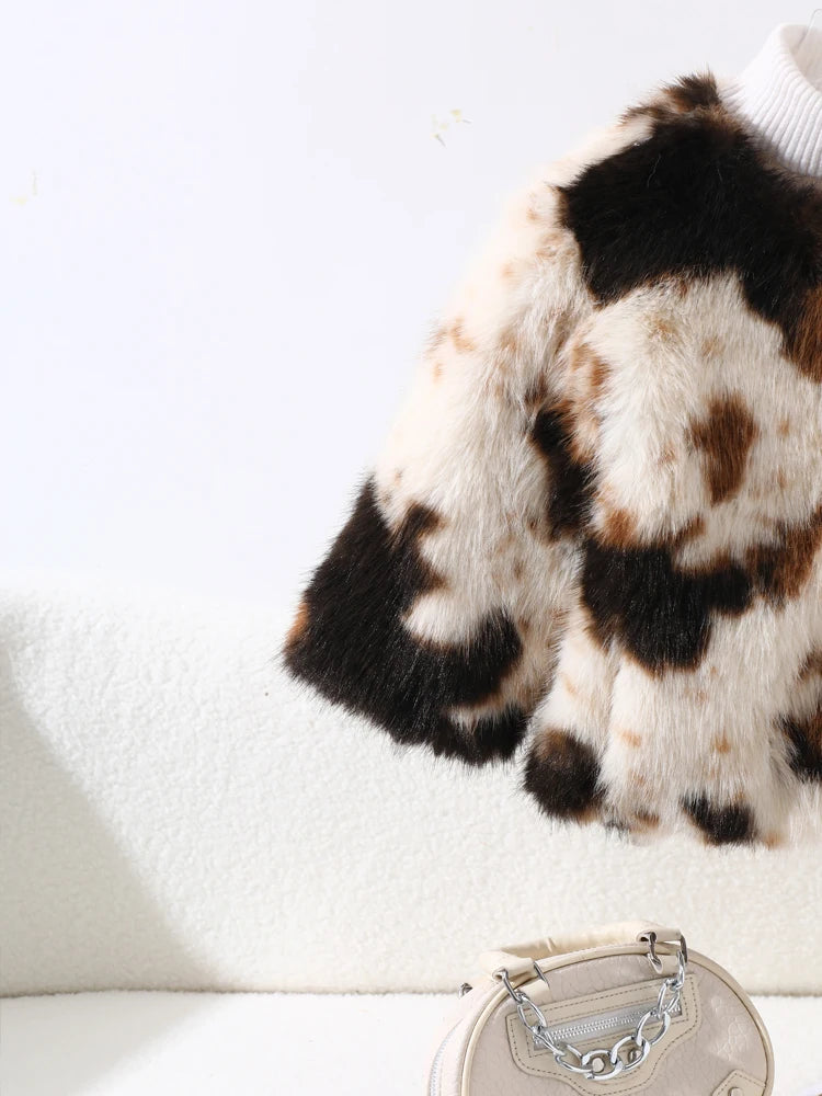 【Eco-Friendly Mink Fur Children's Outerwear】New Autumn and Winter Children's Faux Fur Coat, Featuring Top-Grade Synthetic Fur and Luxurious High-Low Texture Mink Craftsmanship, Offering a Light Luxury Feel Like Natural Fu