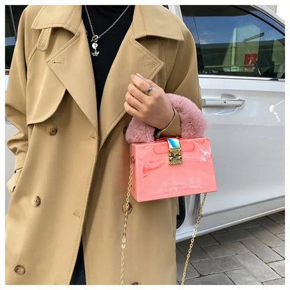 Faux Fur Top Handle Acrylic Party Box Clutch Fashion Purses and Handbags for Women Designer Evening Bag Chain Shoulder Bag