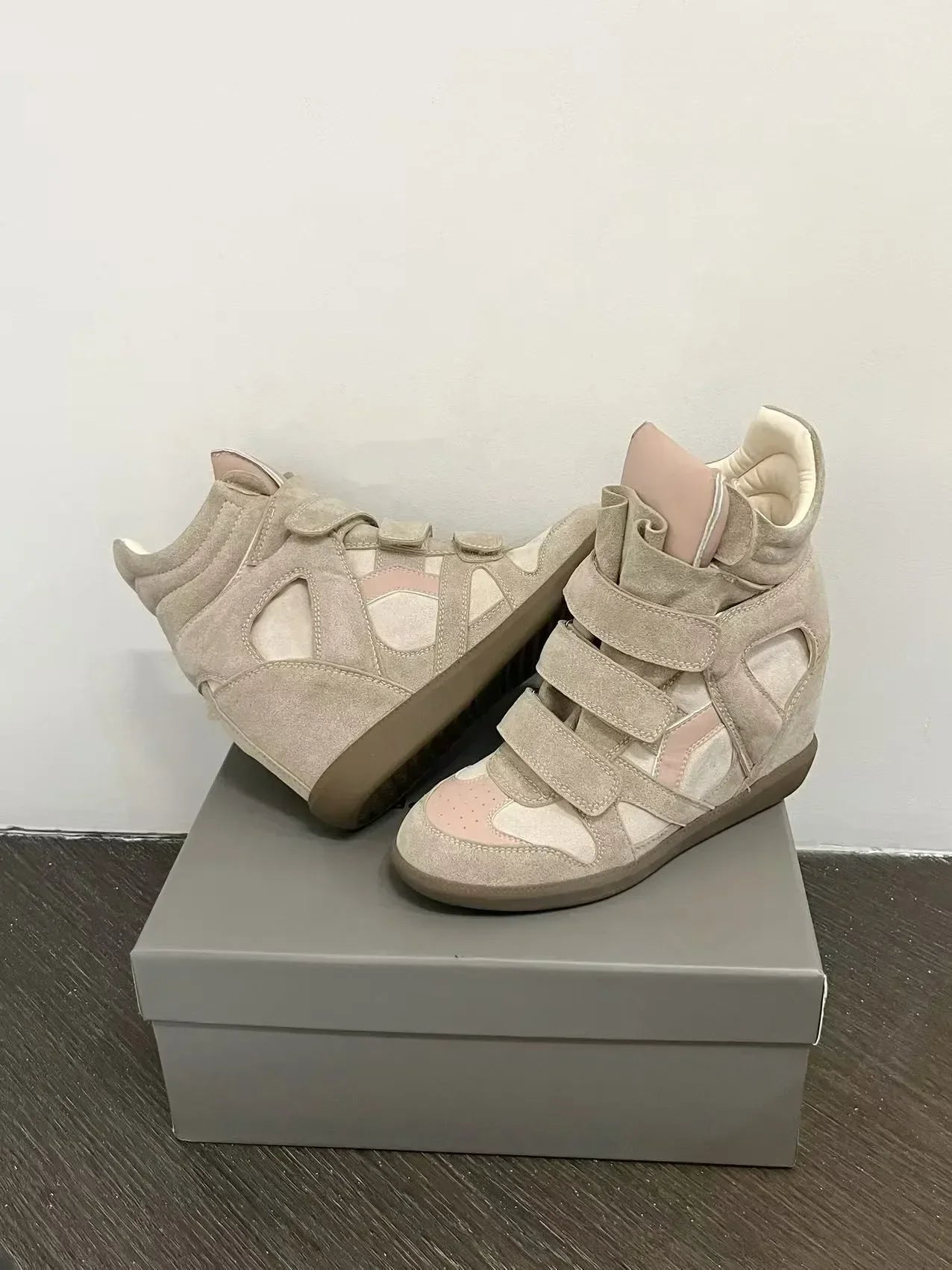 Women's Ankle Boots 2026 New Genuine Leather 8CM Hidden Heel Women Platform Sneakers Fashionable Splice Color Design Women Shoes