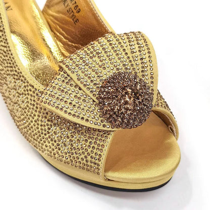 Mature Sweet Spot Good Arrival Peach Color Square Heels Peep Toe Shoes Matching Bag Set For Nigerian Women Wedding Party Pump