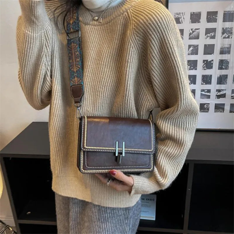 Mini Cross-Body Bags for Women, Adjustable Strap, Small Square Design Purse, Fashion Shoulder Bag, New Designer Mini Leather Bag