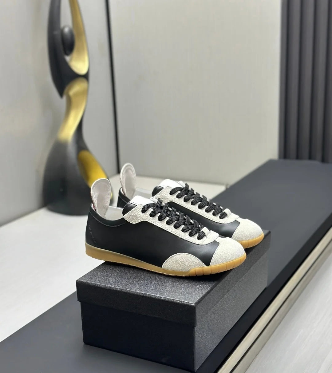 Luxury Brand Running Shoes Casual Sneakers Commuter Shoes Hiking Shoes Genuine Leather Simple Yet Stylish Retro Sporty Style