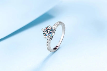 Pigeon's Egg Ring 1ct Women Moissanite PT950 Platinum - Crystal Moissanite Diamond-Like Brilliance