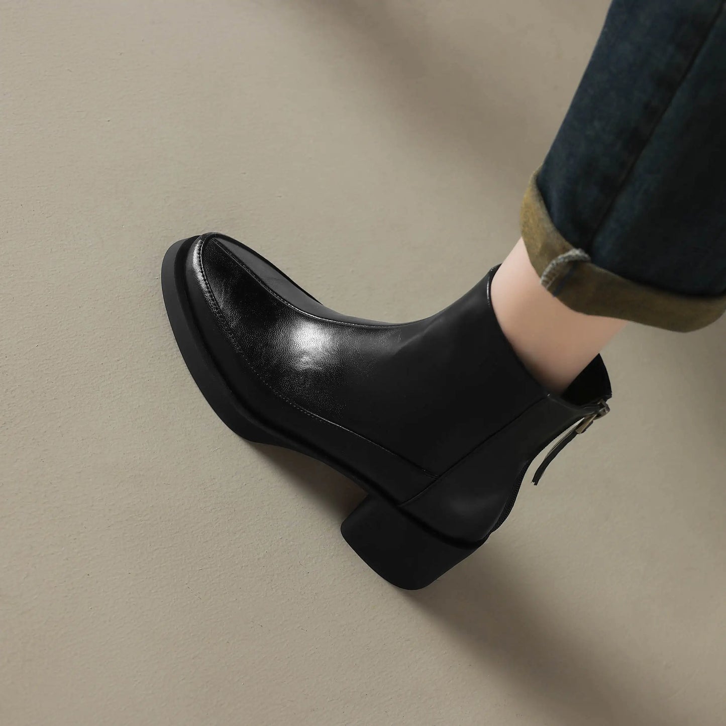 Plus Size 34-43 Cow Skin Round Toe Zipper High Heels Modern Motorcycles Boots Warm Winter Shoes Dating Retro Brand Ankle Boots
