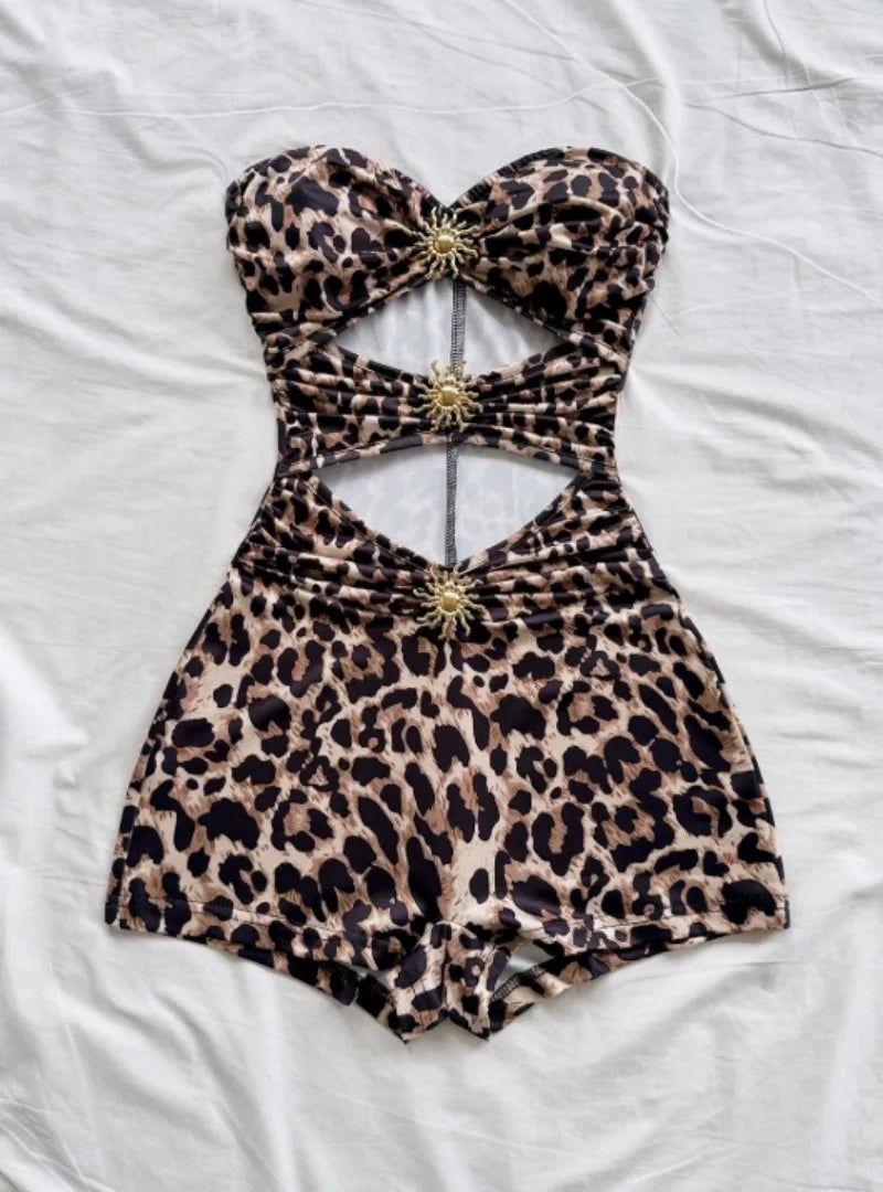 Women's Classic Retro Leopard Print Jumpsuit with Metallic Accessories, Suitable for Vacations, Parties, Dates, Afternoon Tea, M