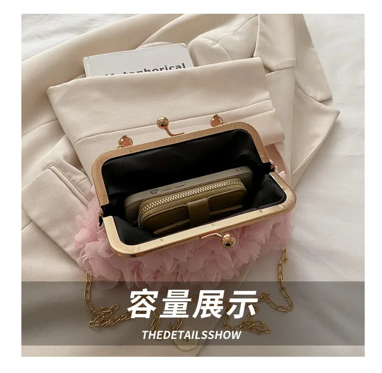 Luxury Women Chain Shoulder Bag Chiffon 3D Flower Banquet Bag Fashion Evening Bags Fashion Clutch Handbag Trendy Crossbody Bag