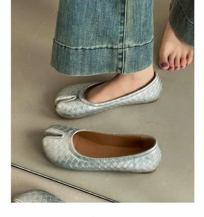 French Retro Split Toe Ballet Flats Women Red Woven Detail Tabi Slip On Shoe Woman Faux Leather Moccasin Daily Work Office Flats