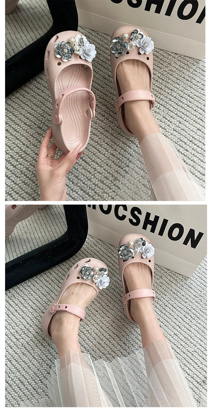 Clogs Summer Slippers Women Luxury Pearl Metal Flower Mary Janes Designer Ballet Shoes Girls Corc Charms Sandals Indoor Outdoor