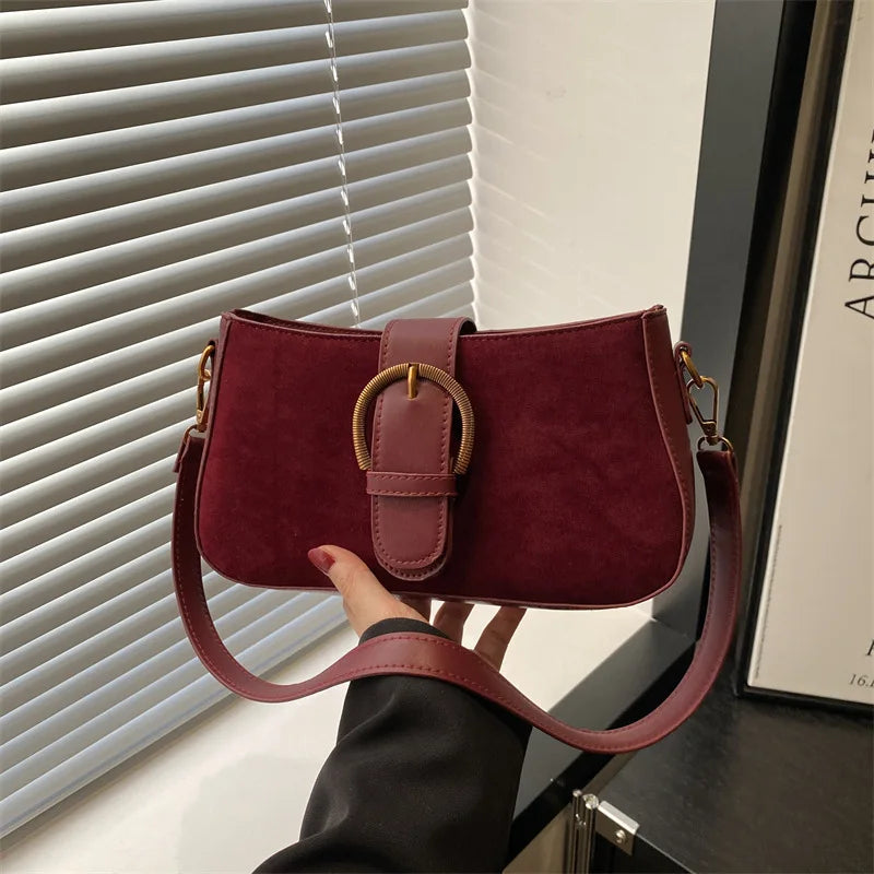 Woman Faux Suede Underarm Shoulder Bag Zipper Fastener Fashionable Cross Body Bags for Small Square Bag Suitable Daily Outfit