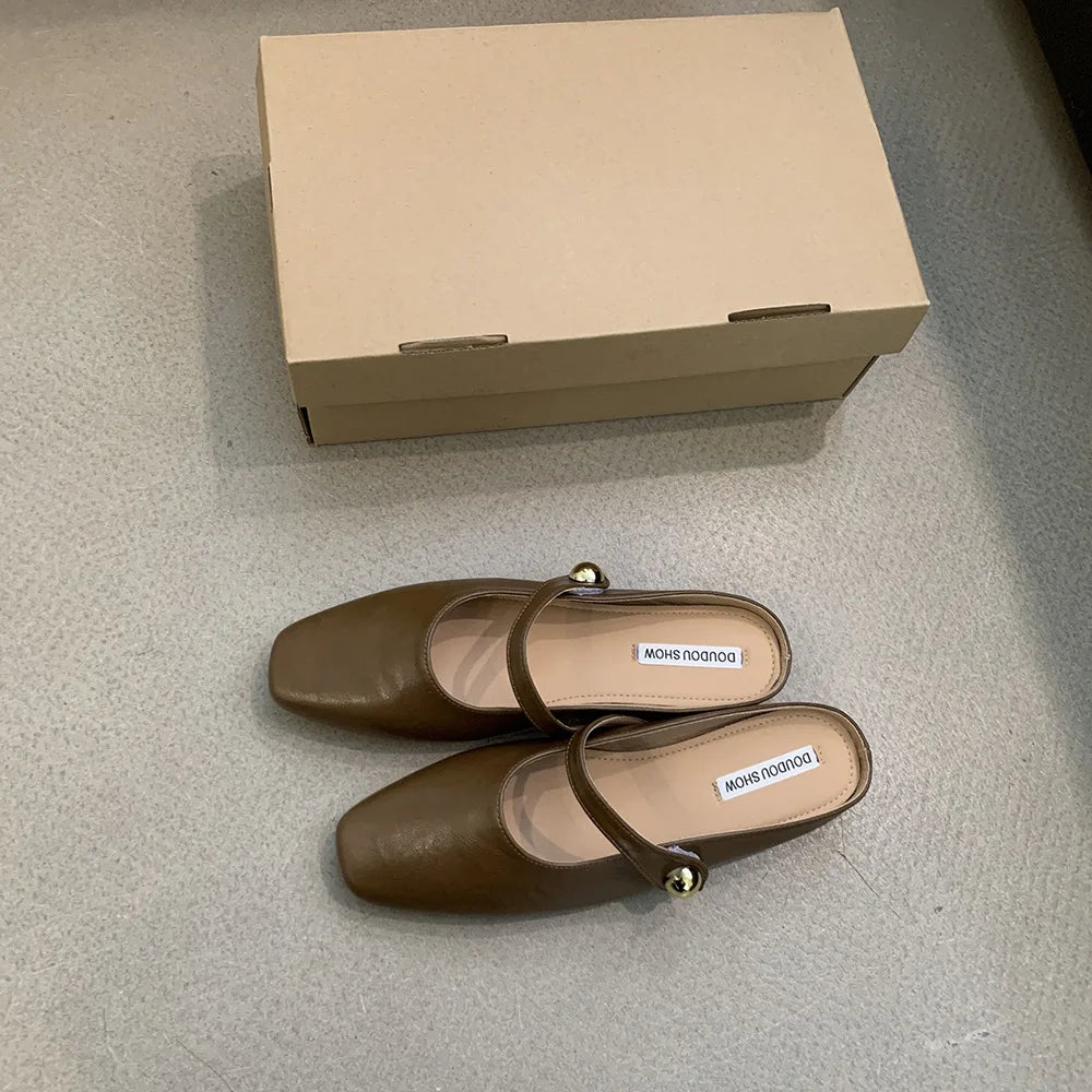 Soft Leather 2025 Ins Silver Buckle Strap Casual Shoes Fashion Flats Elegant Glitter Metallic Mules Shoes Cover Toe Slippers