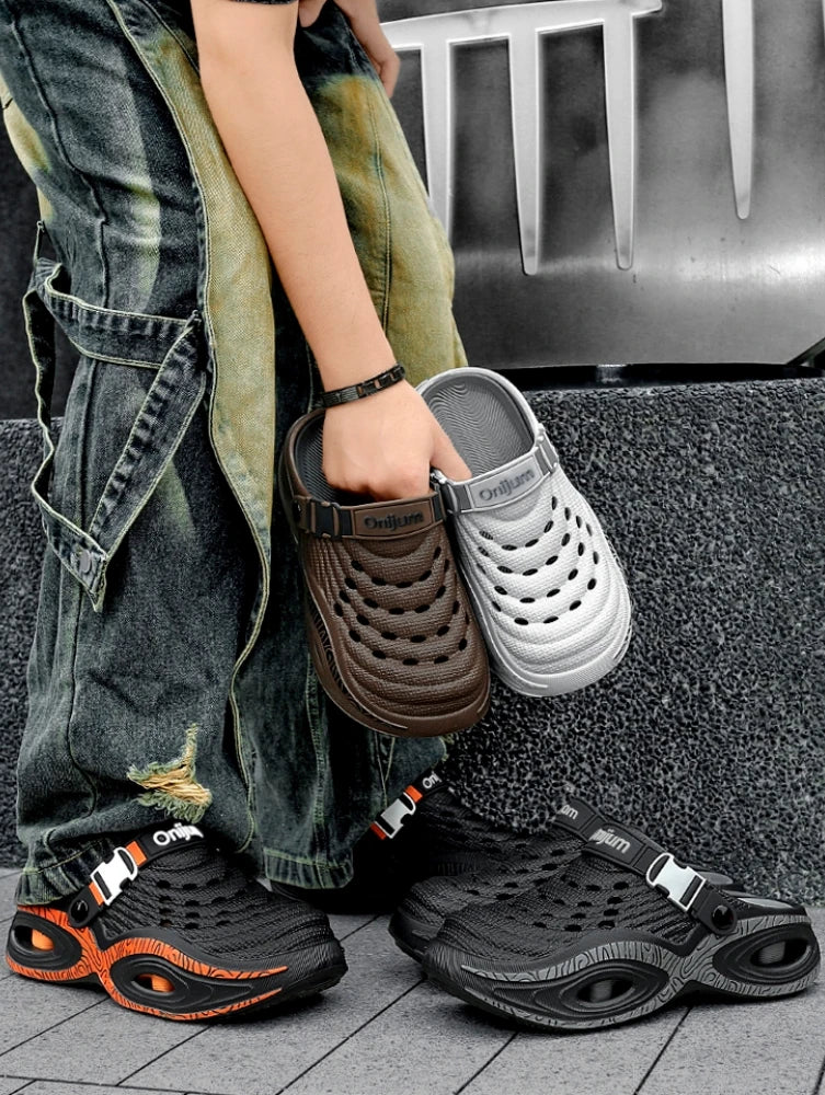 Summer Men's Beach Clogs Outdoor Sandals New Design Slippers EVA Soft Slides For Men Casual Garden Shoes Male Beach Slippers