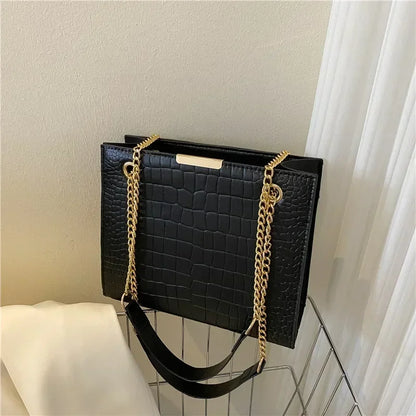 2026 Fashion Luxury Female Crossbody Bags for Women Designer Shoulder Bag Chain Solid Color Messenger Bag Handbags