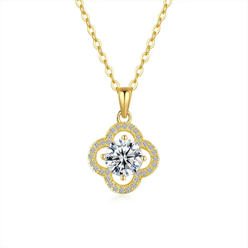 Luxury 100% Real 18k Gold Lucky Grass Pendant Clavicle Chain Women's Moissanite Pendant Necklace