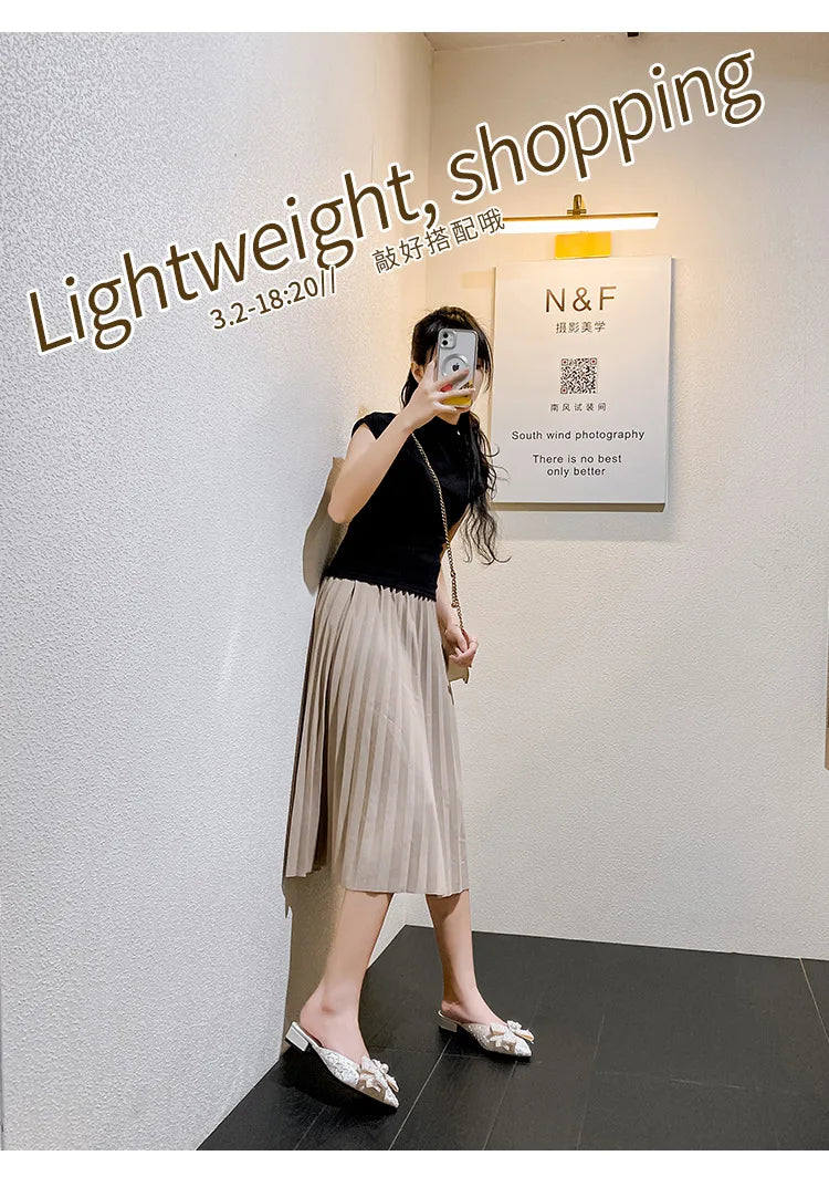 Summer New Shoes for Women Luxury Slipper Outdoor Pointed Toe Pearl Casual Sandals Girl Four Leaf Clover Flat Mules Slides