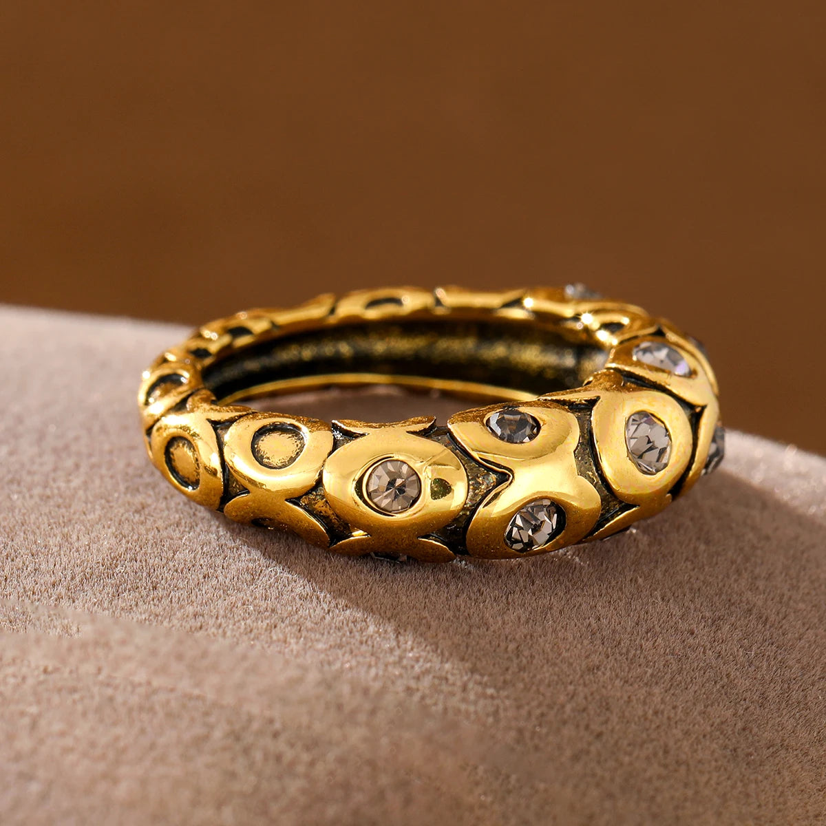 Retro Distressed Relief Geometric Pattern Inlaid with Artificial Gemstones Made of Copper. Women's Ring for Street Parties.