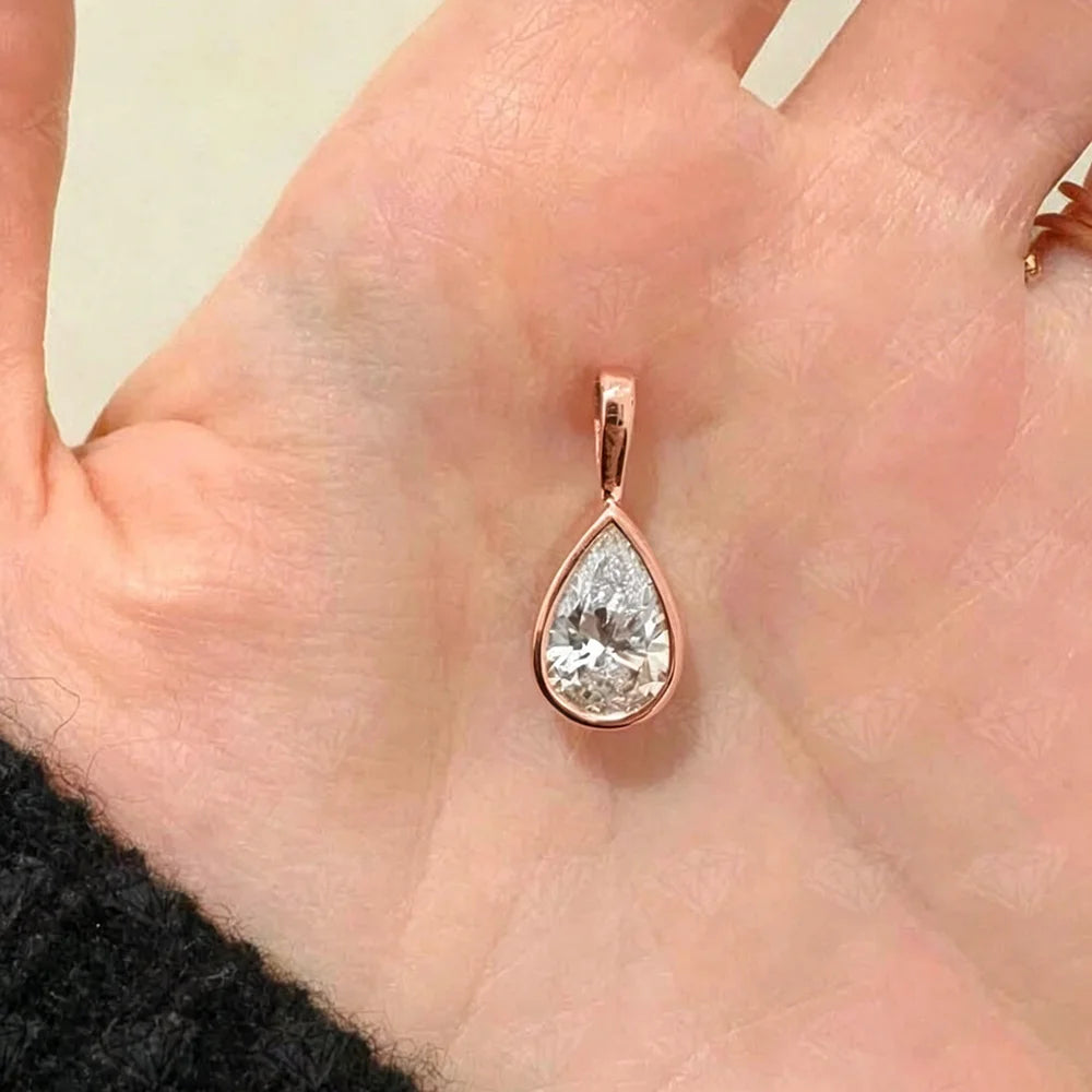 Certified 3carat Waterdrop Hark Moissanite Collar Necklace S925 Silver Bezel Set Solitaire Pear Cut Diamond Pendant for Women