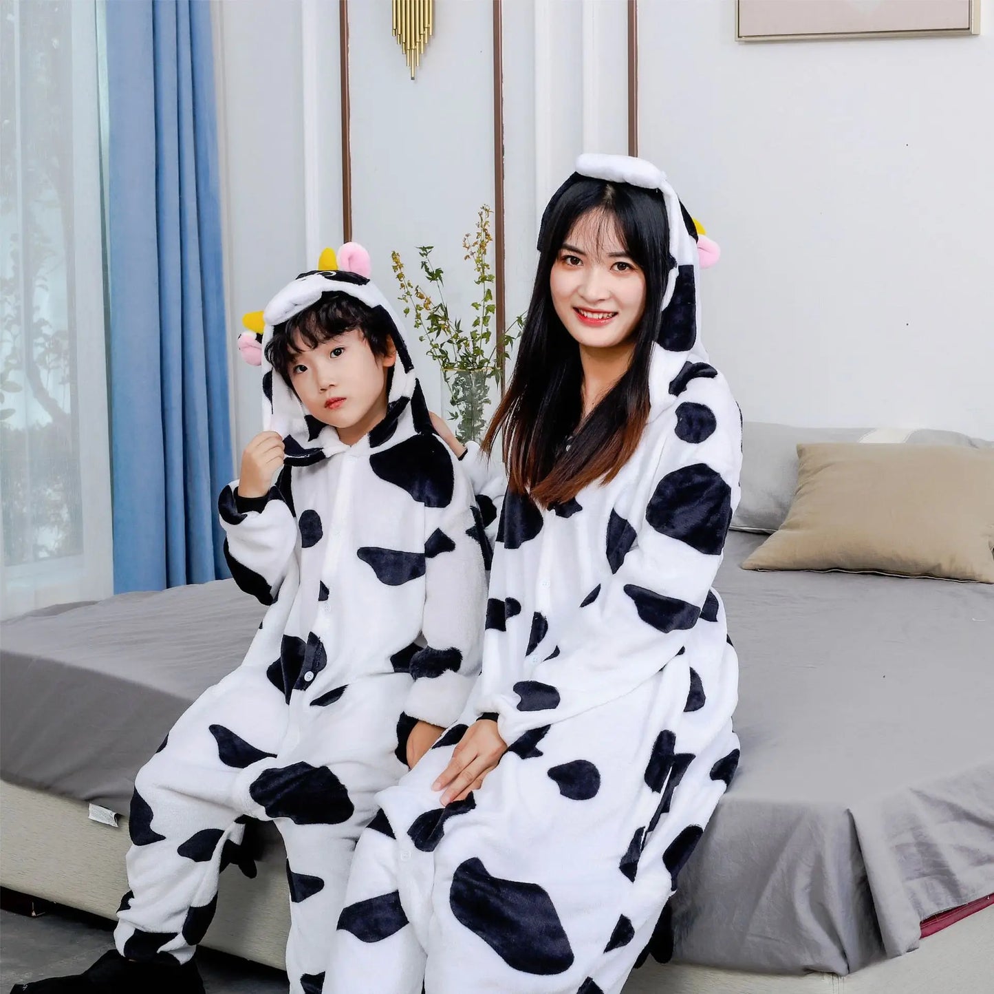 Adults Cow Cartoon Pajamas Animal Onesies Cosplay Costumes Jumpsuit Hooded Sleepwear Halloween One Piece for Performing