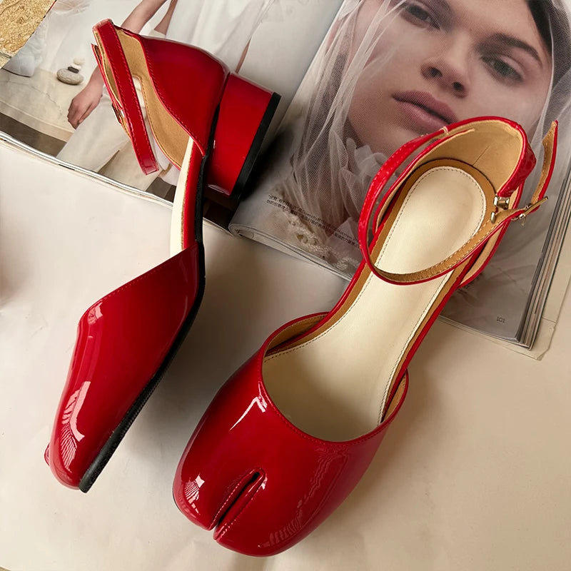 Luxury Design Fashion Split Toe Shoes 2025 High Quality Red Women Tabi Pumps Genuine Leather Low Heels High Heels