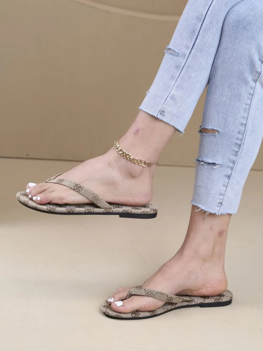 Women Denim Slippers Luxury Flat Lightweight Shoes Woman Flat Peep Toe Sandals Ladies Casual Beach Slippers Female Slides Women
