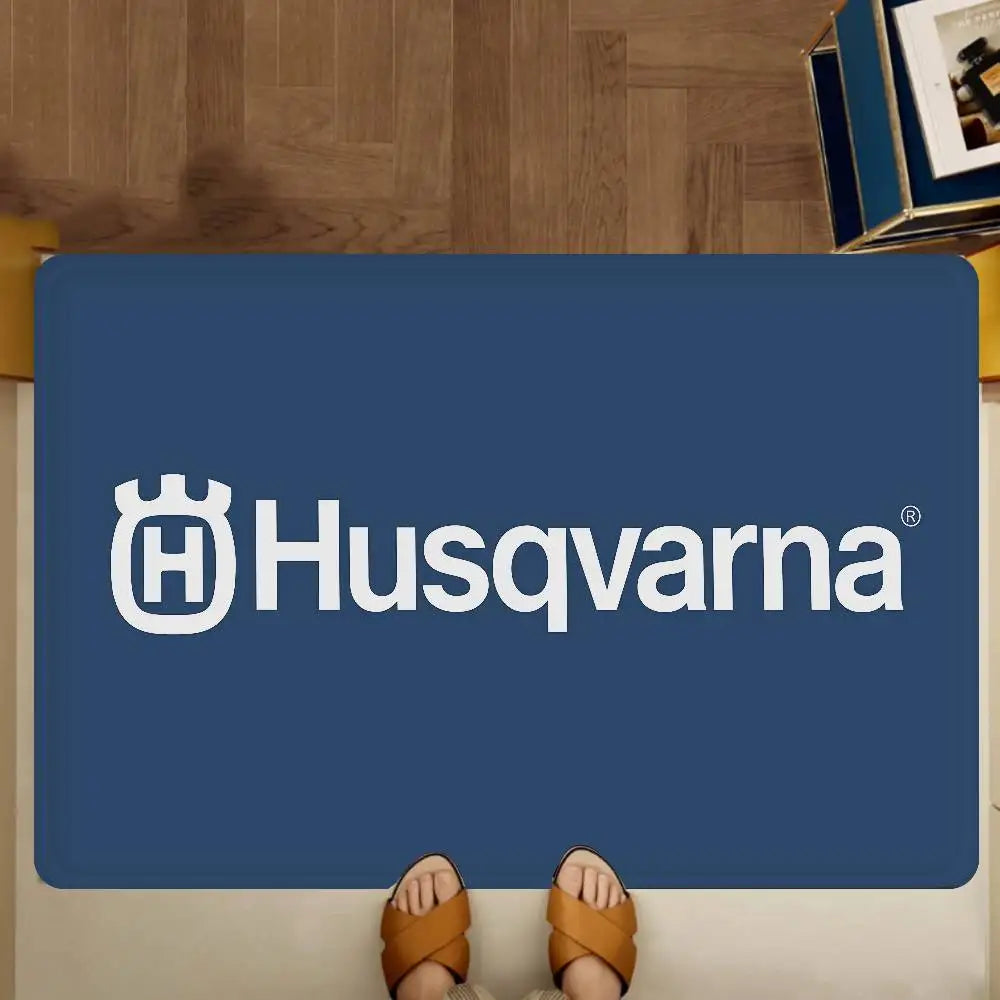 H-Husqvarna Logo Floor Mat INS Style Soft Bedroom Floor House Laundry Room Mat Anti-skid Household Carpets