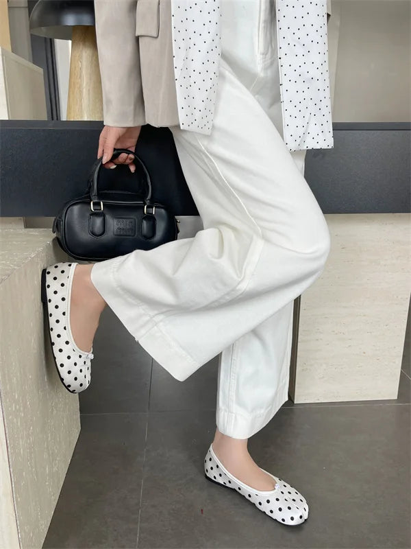2026 New Women's Polka Dot Vintage Split Toe Slip-On Flat Shoes Japanese Style Casual Loafers Black Beige Large Size 35-42