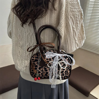 Vintage Leopard Pu Shoulder Bags for Women Portable Trendy Ladies Crossbody Bag Lace Pearl Pendant Female Bowling Handbags