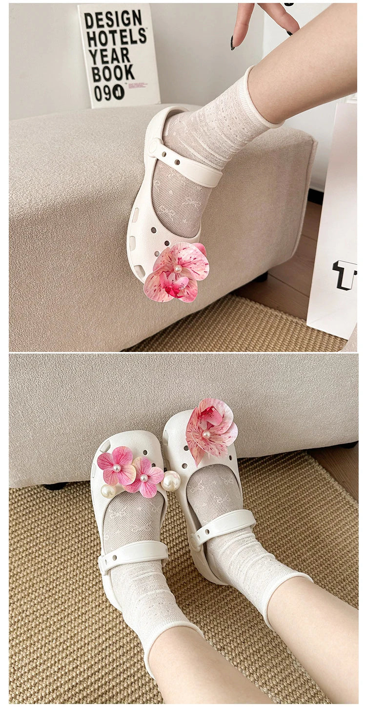 Clogs Summer Slippers Women Luxury Pearl Metal Flower Mary Janes Designer Ballet Shoes Girls Corc Charms Sandals Indoor Outdoor