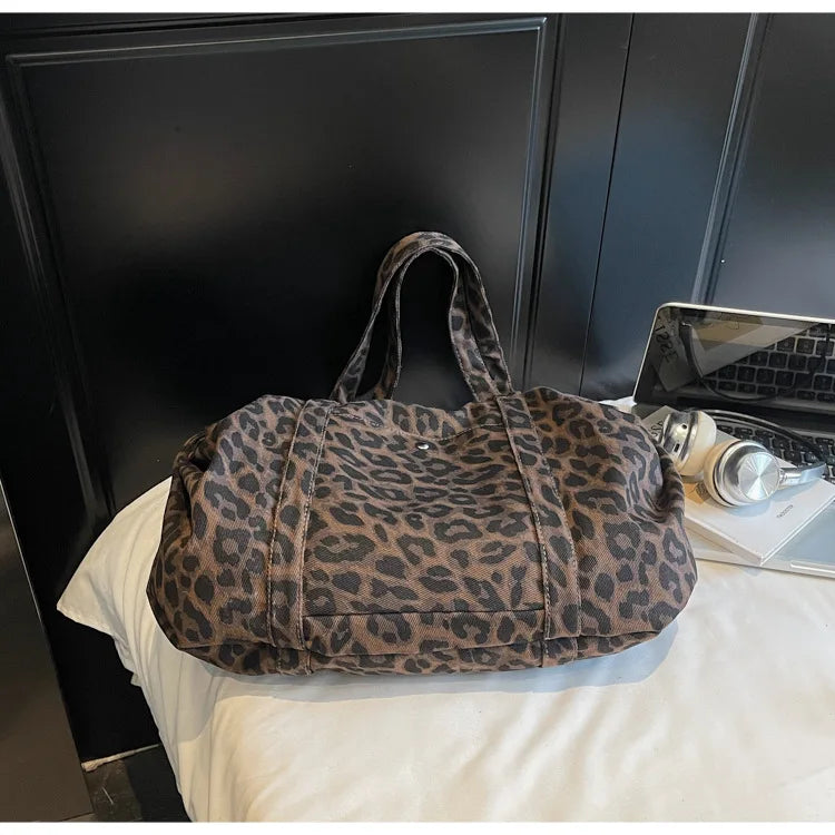 Trendy Leopard Print Canvas Shoulder Bag Large Capacity Fashion Tote Handle Bag for Daily Commute Versatile Texture Storage Bags