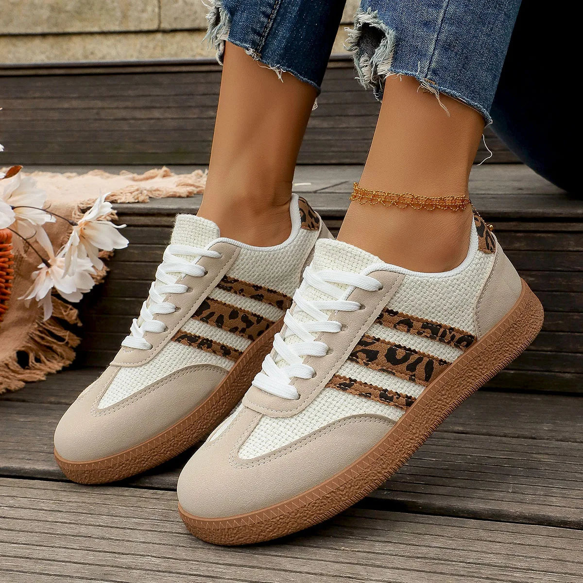 Women Sneakers Brand Classical Outdoor Casual Shoes Luxury Designer Leopard Print Comfort Large Size Flat Shoes Zapatos De Mujer