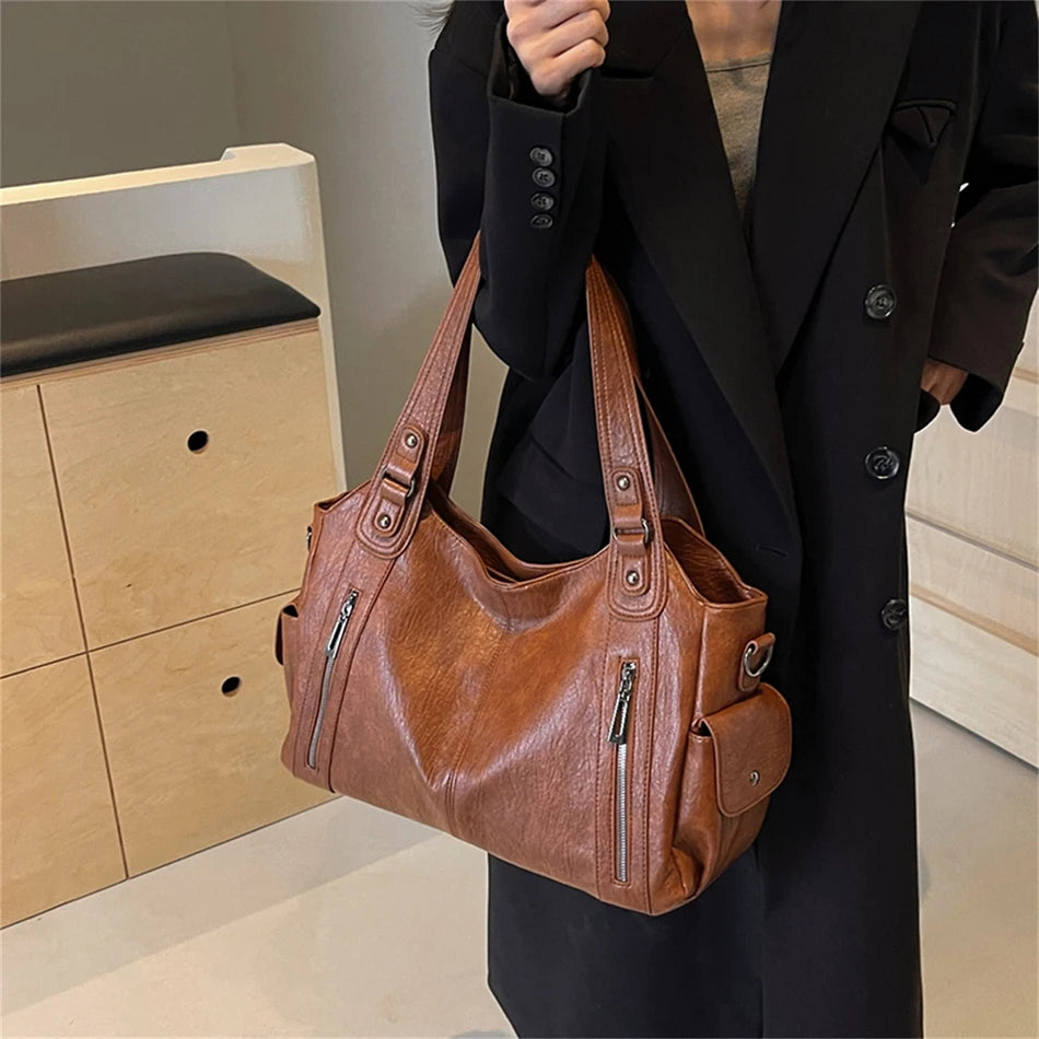 New Large Capacity Soft Leather Women's Handbag Fashion Trend Designer Women Shoulder Bag Simple Retro Female Travel Bags Sac