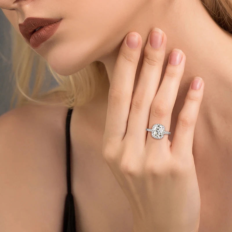 IOGOU Luxury 4ct Moissanite Halo Engagement Ring Certified Cushion Cut Diamond Wedding Rings 925 Sterling Sliver Wedding Jewelry