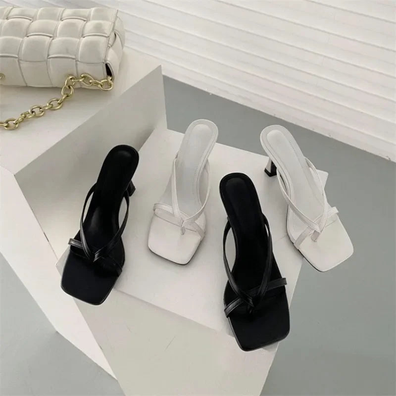 Thin Pumps Peach Shoes 2025 Slippers Runway Toe Loop Sandals Celebrity Slides Women Candy High Heels Club Ring Flip Flop