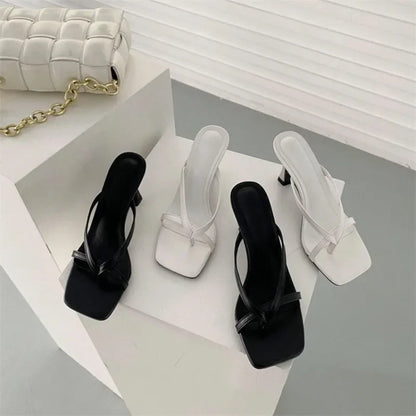 Thin Pumps Peach Shoes 2025 Slippers Runway Toe Loop Sandals Celebrity Slides Women Candy High Heels Club Ring Flip Flop