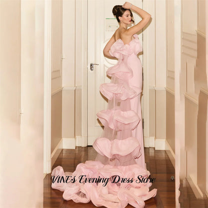 VINES Pink Prom Dresses Strapless Sleeveless Gala Dresses with Train Wrap Hips Saudi Arabic Satin Evening Party Gown Customized